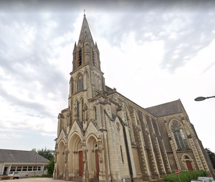Beaupréau-en-Mauges : l’église St Martin bientôt transformée en médiathèque ?