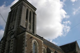 Non à la destruction de l’église de la Ferrière-de-Flée