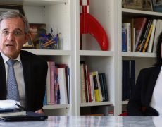 Henri Leroy, sénateur LR des Alpes-Maritimes, vante la droiture de Thierry Mariani (RN) et d’Alexandra Masson (RN)