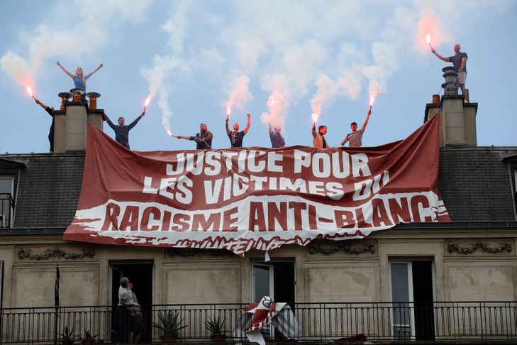 Attaque raciste à la Gare de Lyon : le migrant malien a déclaré avoir ciblé uniquement les “vrais français”