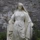 Une statue de la Vierge décapitée à Bayeux