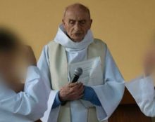 Cheyenne-Marie Carron présente son film sur le martyre du Père Hamel