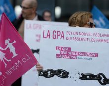 Les partisans de la GPA militent pour le retour de l’esclavage