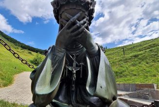 Notre-Dame pleure « plus que jamais » à La Salette