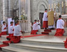 La participation des fidèles à la messe, de Mediator Dei à Mysterium fidei, en passant par le Concile