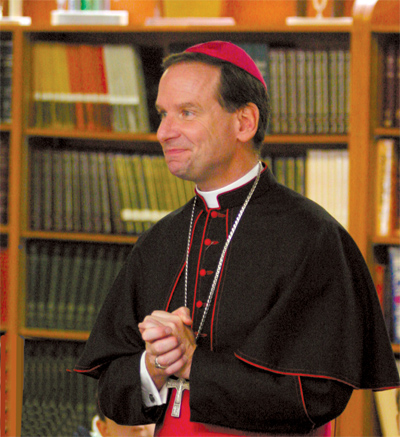 La position courageuse d’un évêque contre l’idéologie transgenre