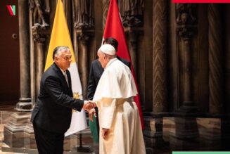 Le pape François inflige un affront diplomatique à la Hongrie