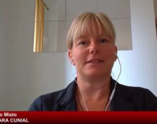 “Vous ne pouvez plus dire que se vacciner est un acte d’amour car un acte d’amour sans consentement et sous chantage s’appelle un viol.”