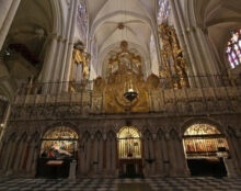 Un clip vidéo très évocateur sur le plan sexuel a été tourné dans le sanctuaire de la cathédrale de Tolède en Espagne