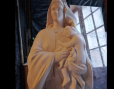 Vierge à l’enfant, sculpture sur pierre pas à pas par Jean-Joseph Chevalier