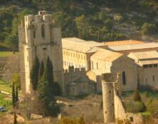 Les chanoines de l’abbaye Sainte-Marie de Lagrasse