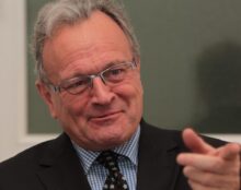 Christian Vanneste : “Si Valérie Pécresse était élue, on risquerait évidemment de connaître l’expérience vécue avec les Chirac et autres Sarkozy”