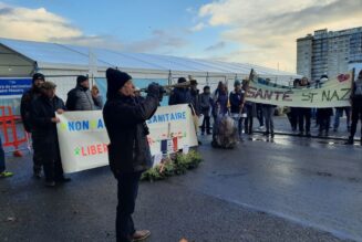 Saint-Nazaire : sonnerie aux morts, minute de silence et gerbe pour les 982 morts du vaccin