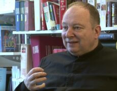 “Cette communion viscérale avec le pape… n’a jamais empêché que nous posions des questions respectueuses”