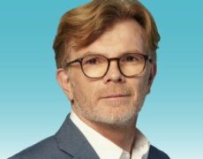 Jean-Frédéric Poisson attaque en justice le ministre Marc Fesnau pour diffamation