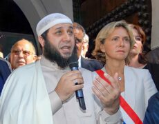 Pécresse chez les islamistes