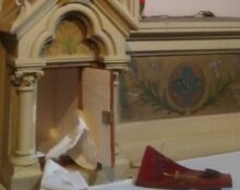 Profanations en série