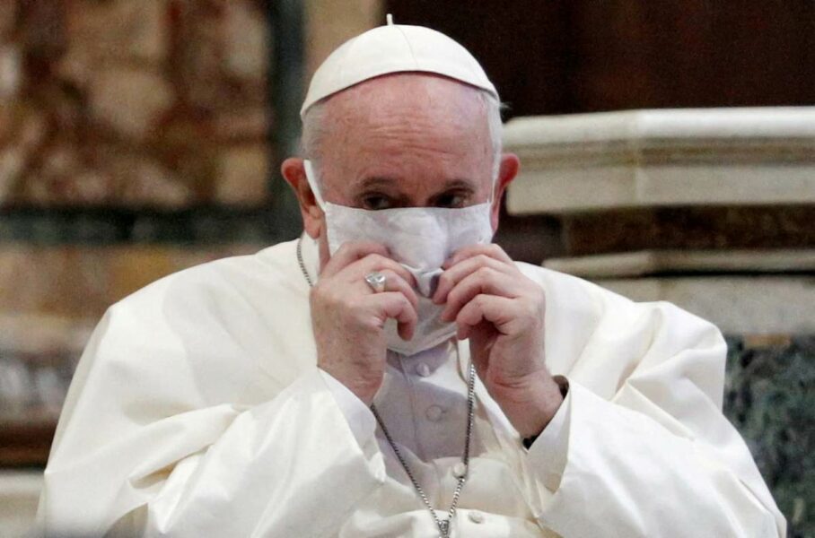 Rencontres secrètes entre le pape et le PDG de Pfizer