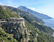 1800 moines sur le Mont Athos