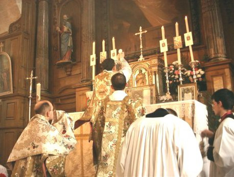Echanges catholiques et orthodoxes sur l’effort entrepris par les catholiques attachés aux sources de la liturgie