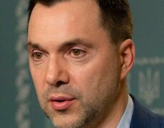 “Une guerre à grande échelle contre la Russie, et intégrer l’OTAN comme résultat de la défaite de la Russie, c’est ce qui est le plus cool”