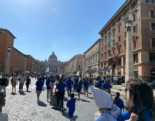 Les mères de prêtres sont arrivées à Rome