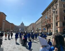 Les mères de prêtres sont arrivées à Rome