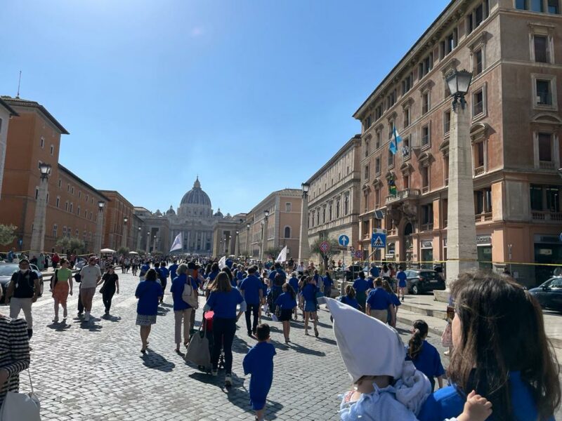 Les mères de prêtres sont arrivées à Rome
