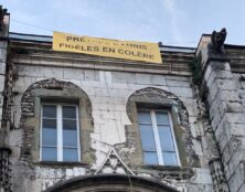 Grenoble : Prêtres bannis, fidèles en colère !