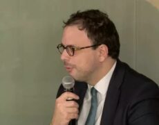 Remaniement : départ des ministres hostiles à l’euthanasie