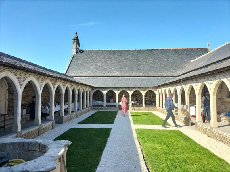 Inauguration de la chapelle Saint-Pierre-ès-Liens