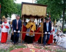 Le Grand Sacre d’Angers, une tradition multi-séculaire retrouvée