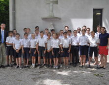 Le collège Saint Charles de Foucauld à Draguignan recrute des professeurs