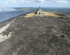 Le mont Saint-Michel de Brasparts sauvé des flammes
