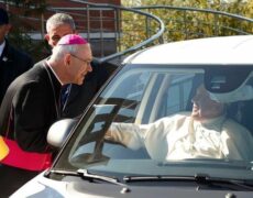 “Il n’y aura pas de paix sociale sans la grâce du Christ et sans l’observance des commandements de Dieu et de la loi naturelle”