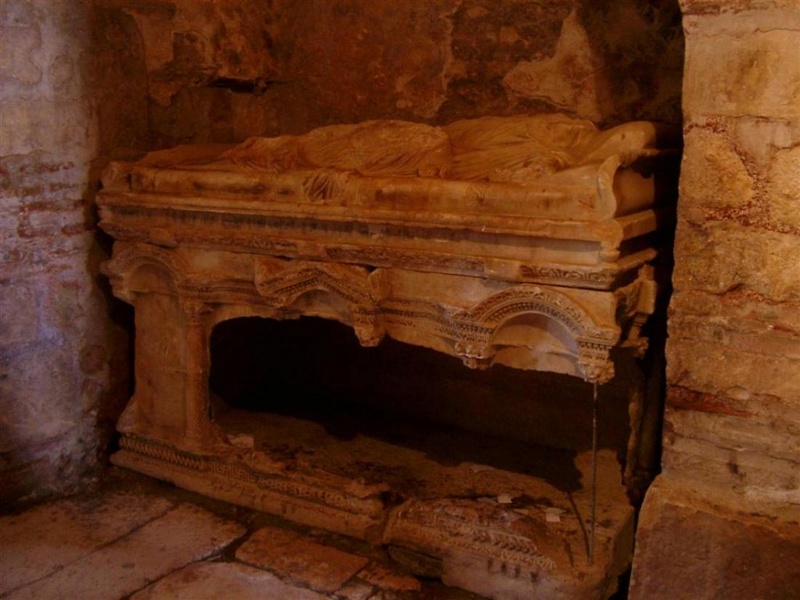 Des archéologues ont retrouvé l’emplacement exact de la tombe de Saint Nicolas