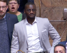 Qu’il retourne dans son HLM