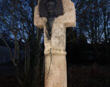 Un calvaire profané en Bretagne