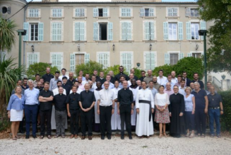 Une neuvaine de chapelet pour les séminaristes et ordinands du diocèse de Toulon