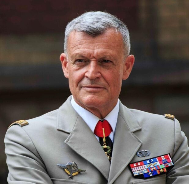 Le général (2S) Bertrand de la Chesnais dénonce les manque d’ambition et la faiblesse des effectifs de la transformation des armées