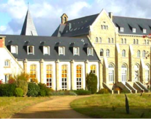 Sainte-Anne de Kergonan : son histoire, sa communauté et ses pommiers