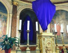 Le voilement des croix est une invitation pressante à la conversion
