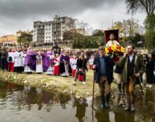 Il pleut suite à la procession des reliques de saint Gaudérique pour implorer la pluie