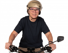 Atteinte d’une maladie neurodégénérative, elle parcourt plus de 1000km à vélo pour promouvoir les soins palliatifs