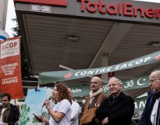 Un évêque français s’enchaîne contre l’avortement. Vraiment ?