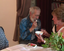 Des boomers progressistes aux cheveux blancs boudent leur propre église