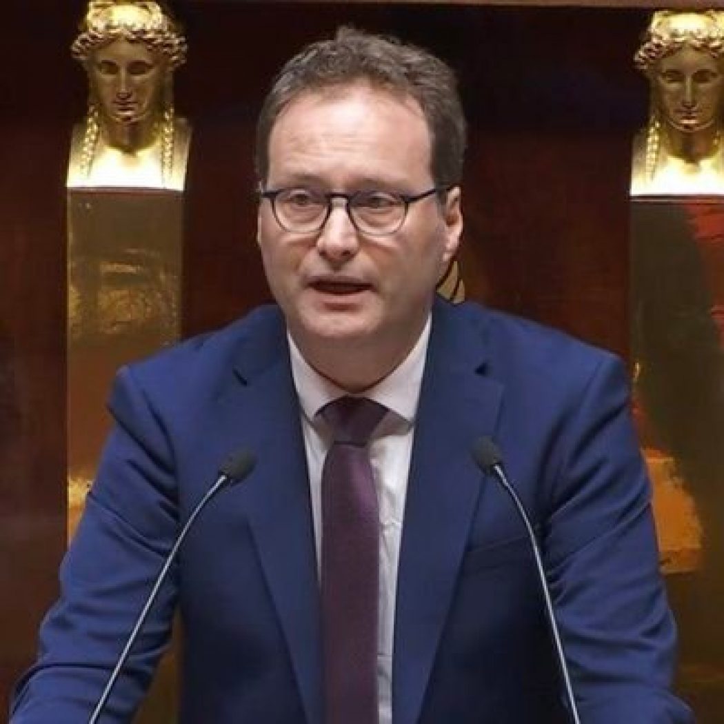 Le député d’extrême-centre Sylvain Maillard prend la tête du groupe politique Renaissance