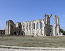 Le siège épiscopal de Maillezais à nouveau pourvu