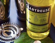 Redécouvrez la Chartreuse Jaune avec cinq cocktails