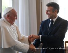 “La perspective faussement digne d’une mort douce, en réalité plus salée que les eaux de la mer”